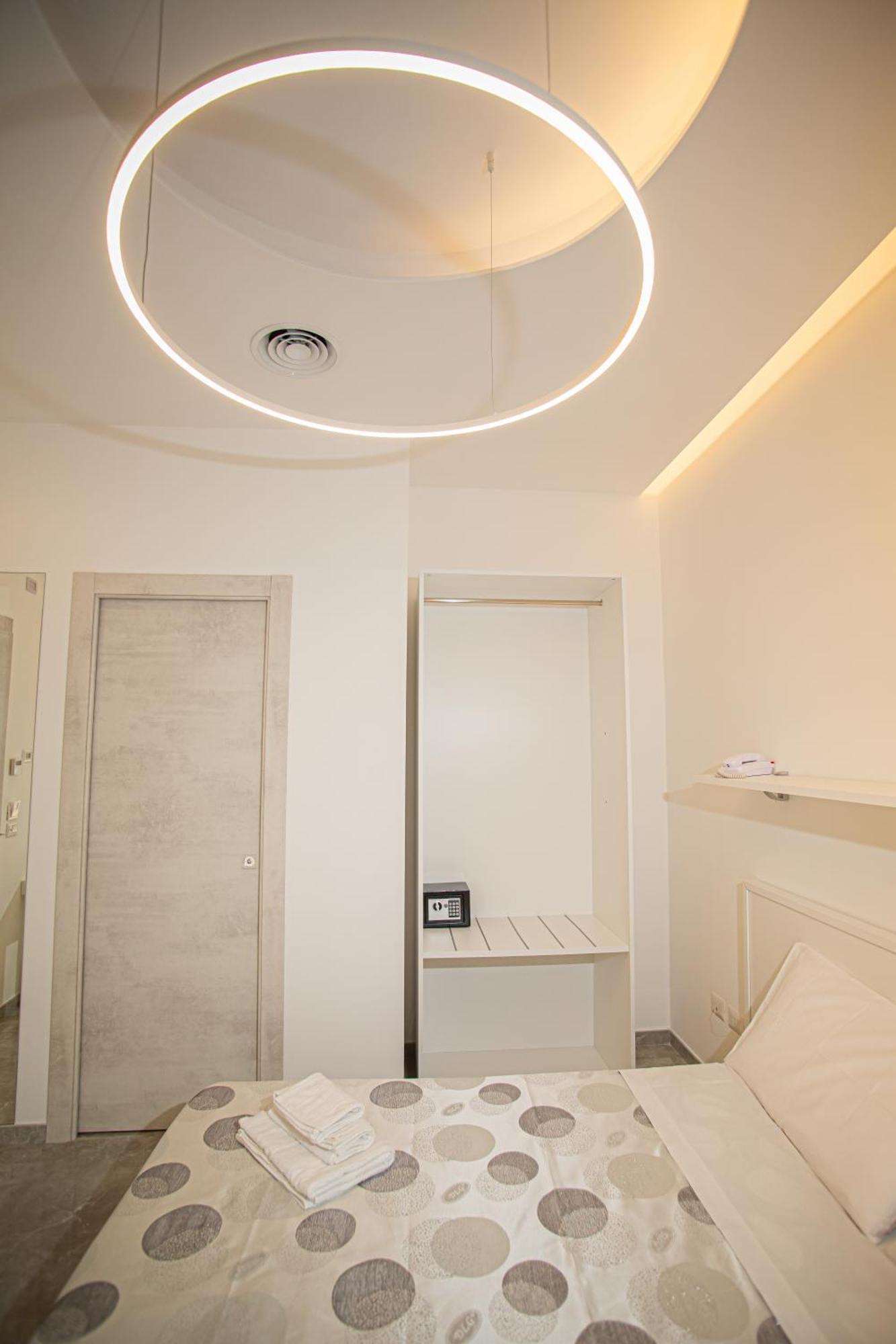 Forever Luxury Rooms Кастелламмаре-ди-Стабия Экстерьер фото