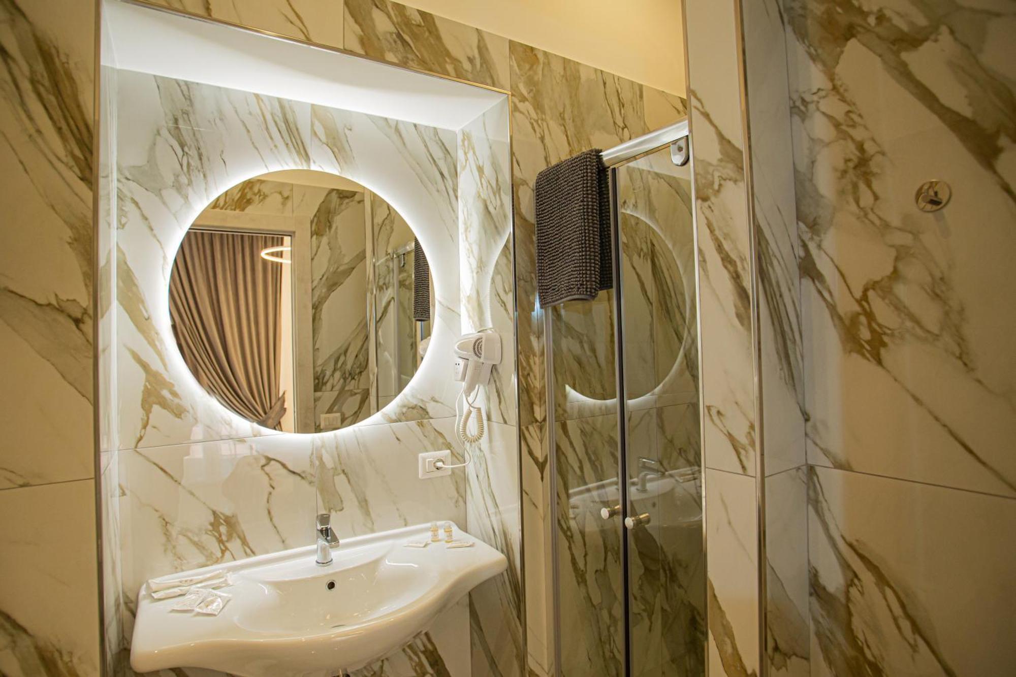 Forever Luxury Rooms Кастелламмаре-ди-Стабия Экстерьер фото